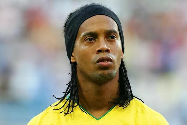 三分7中1！新科状元对阵马刺出手12次得到11分